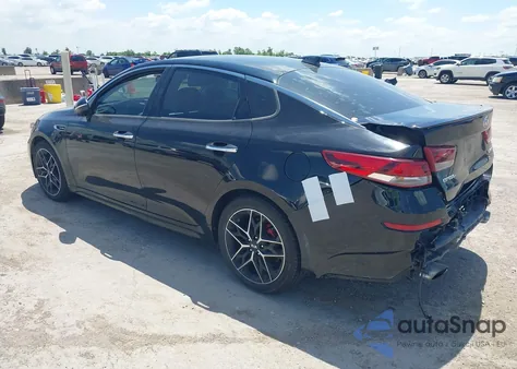 2019 Kia Optima Sx Turbo z USA, uszkodzony, nr VIN 5XXGW4L26KG296192